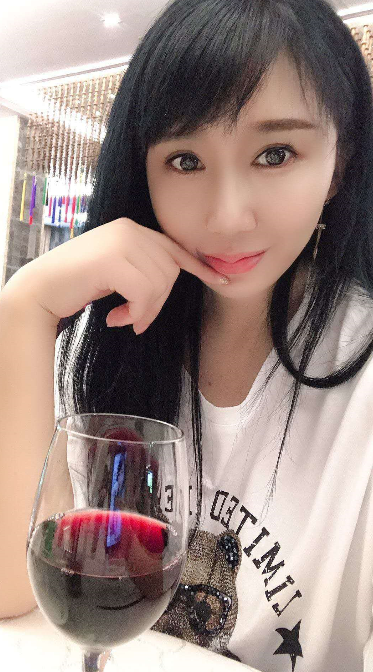 拱墅的大奶妹子